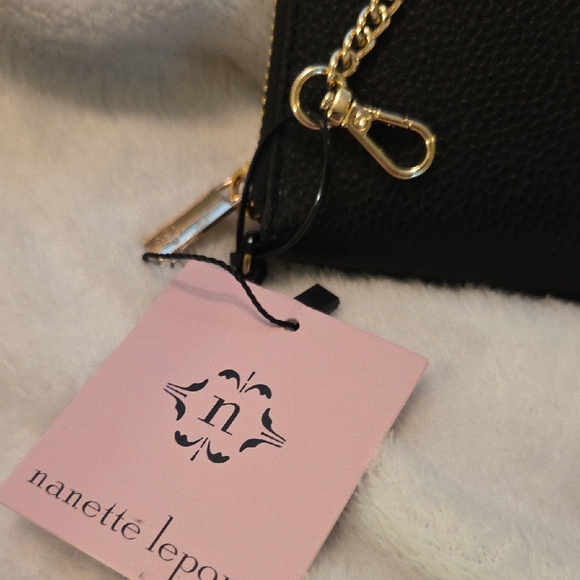 Nanette Lepore NWT Black Wallet with Gold Accent & Card Holder - Picture 3 of 6